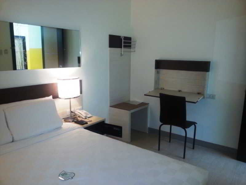 Go Hoteles Otis-Manila Exterior foto